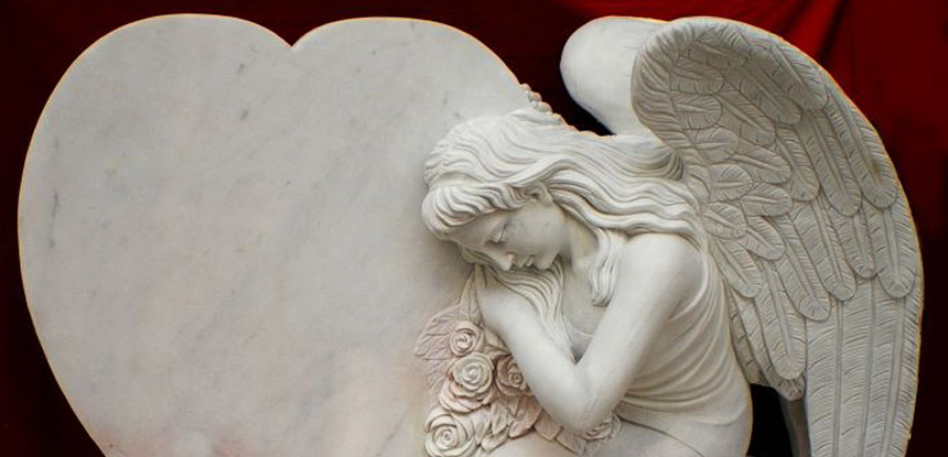 Скульптуры и памятники с ангелами