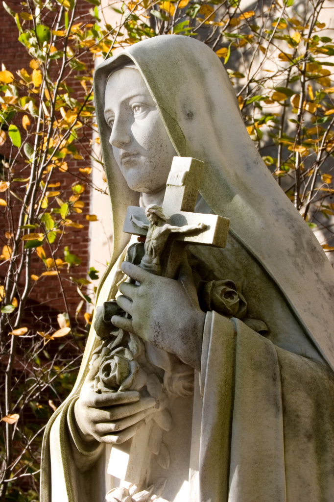 statua-svatoi-terezy.jpg